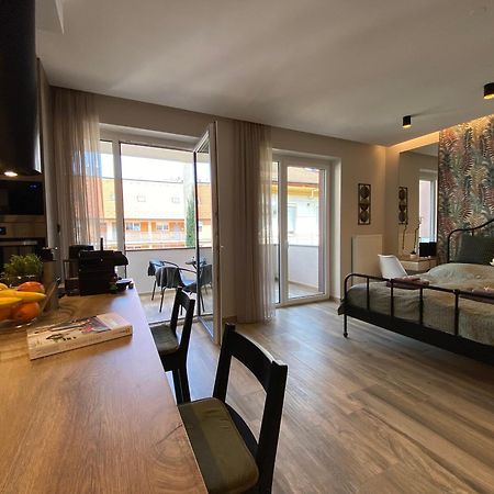 T27 Apartments Free Parking Ingyenes Zart Parkolo Gyor Exterior photo