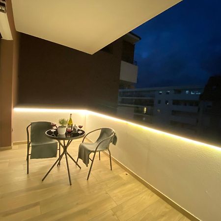 T27 Apartments Free Parking Ingyenes Zart Parkolo Gyor Exterior photo