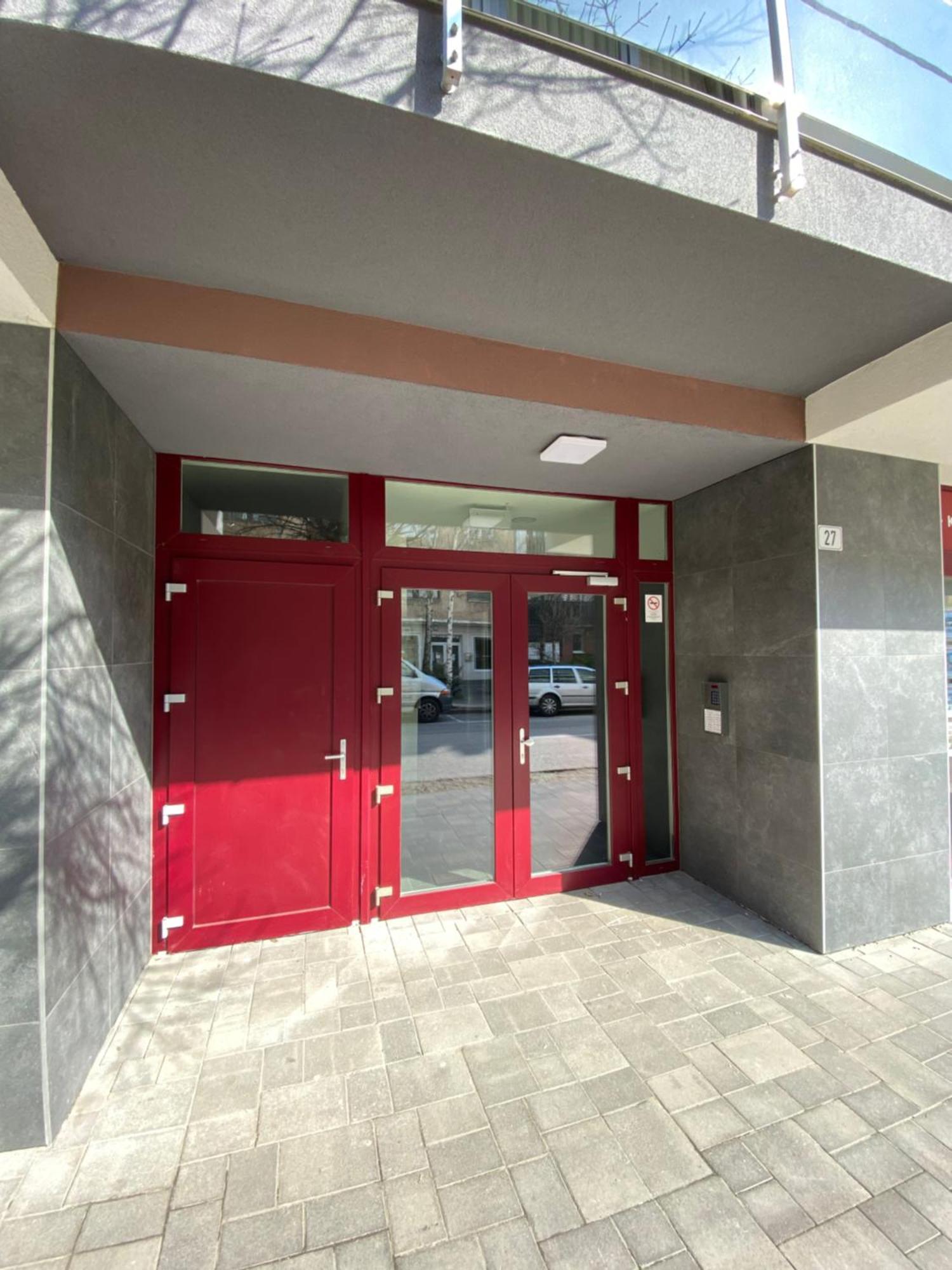 T27 Apartments Free Parking Ingyenes Zart Parkolo Gyor Exterior photo