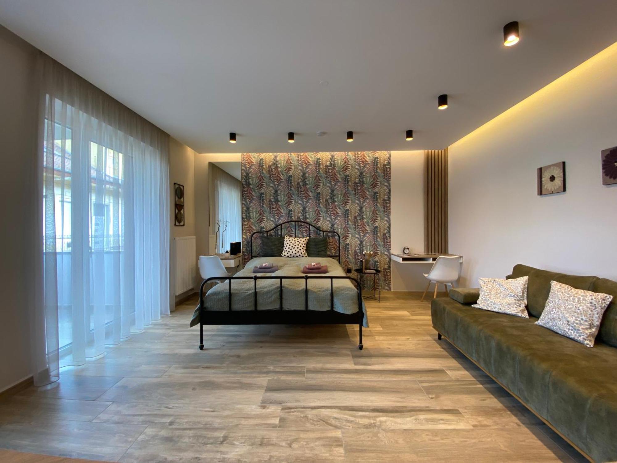 T27 Apartments Free Parking Ingyenes Zart Parkolo Gyor Exterior photo